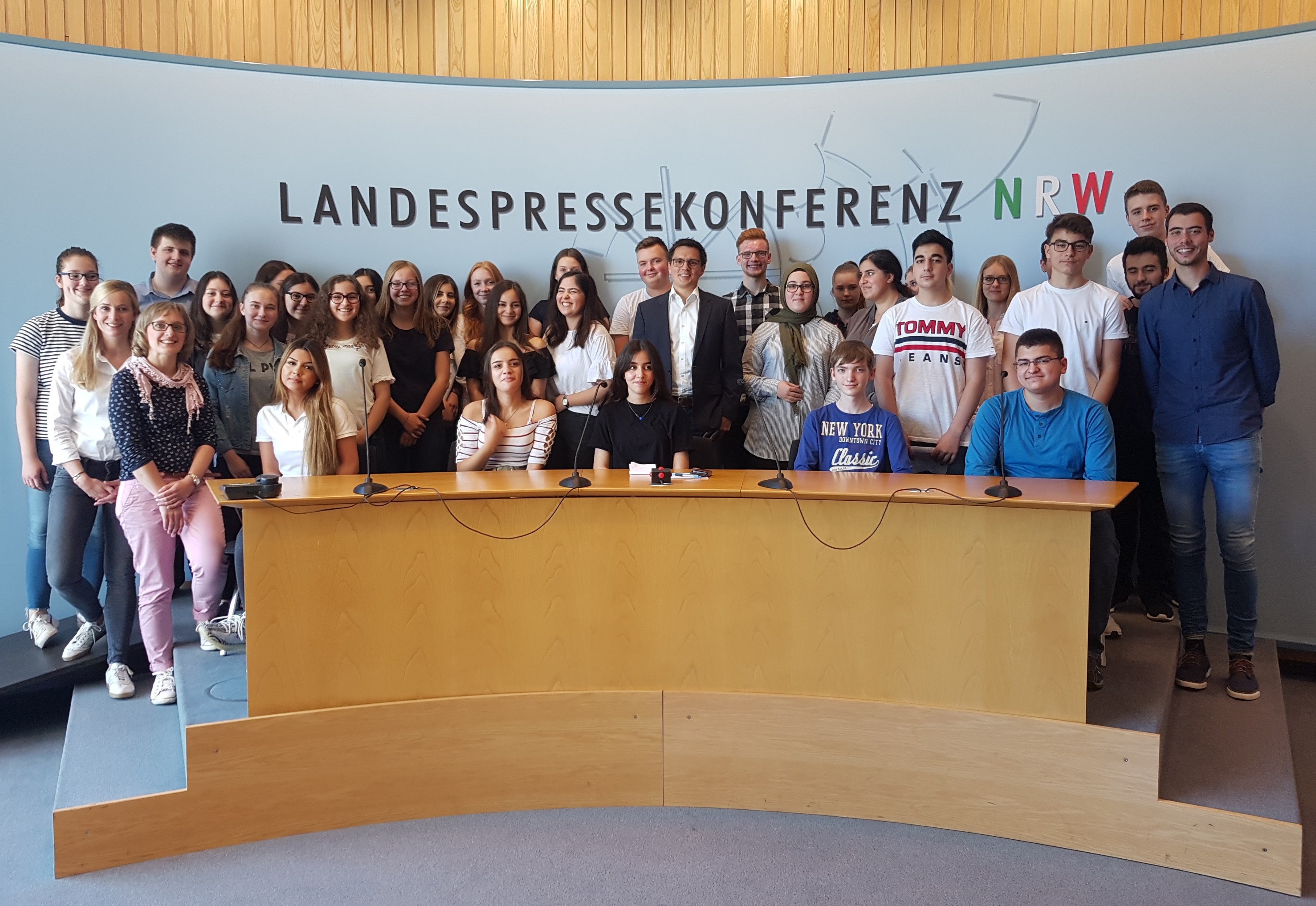 Gymnasium Wanne Bei Alexander Vogt Im Landtag Alexander Vogt